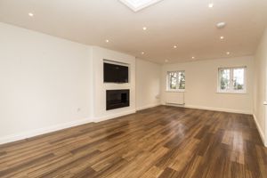 Photo 16- click for photo gallery